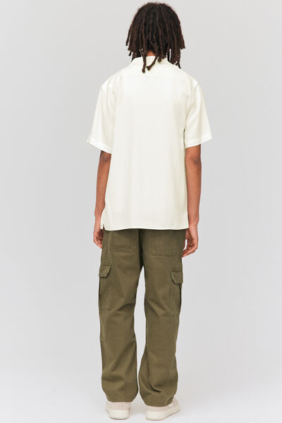 Chemise manches courtes brodée poitrine