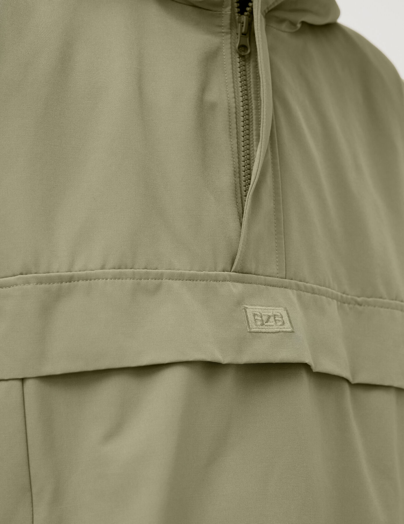 Blouson à enfiler à capuche