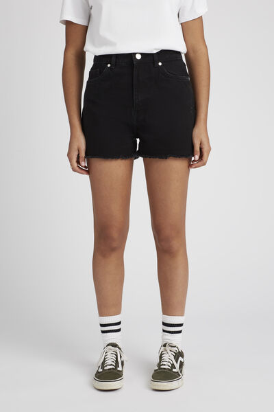 Short en jean raw cut