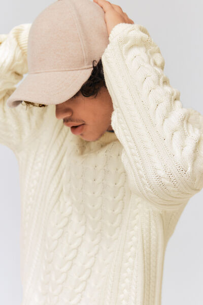 Pull torsadés