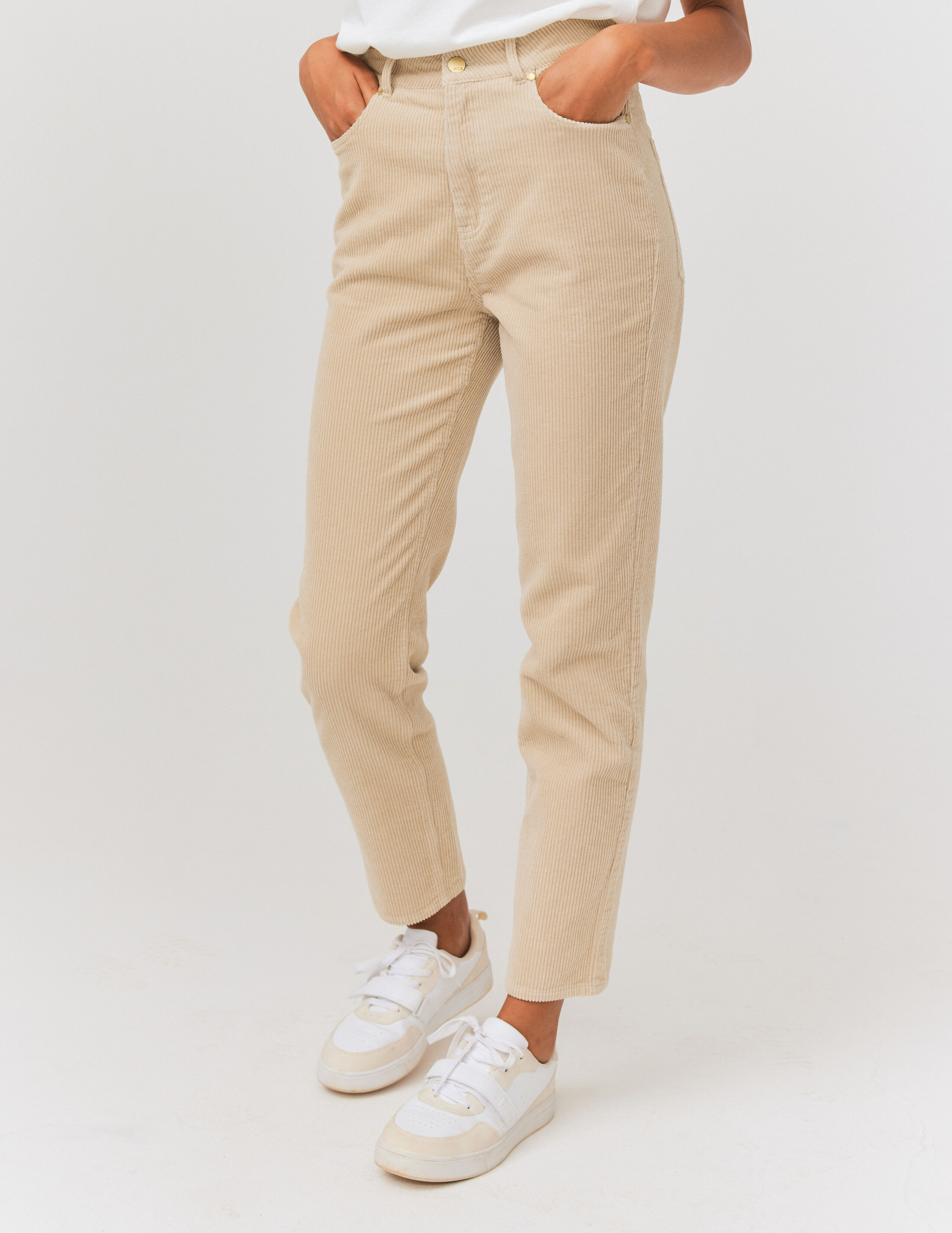 Pantalon mom en velours Beige BZB