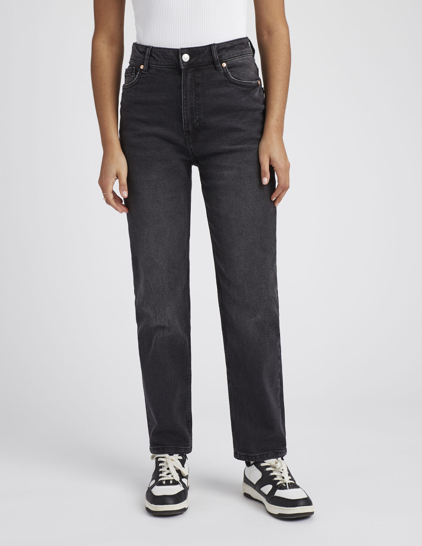 Jean mom fit