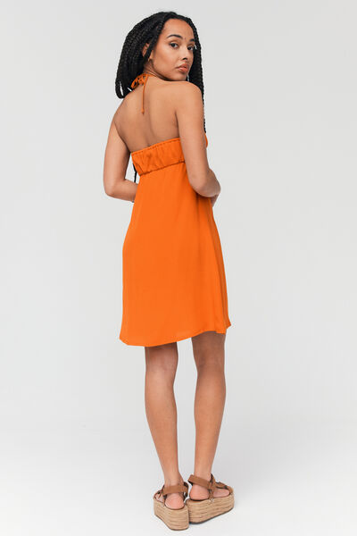 Robe courte dos nu