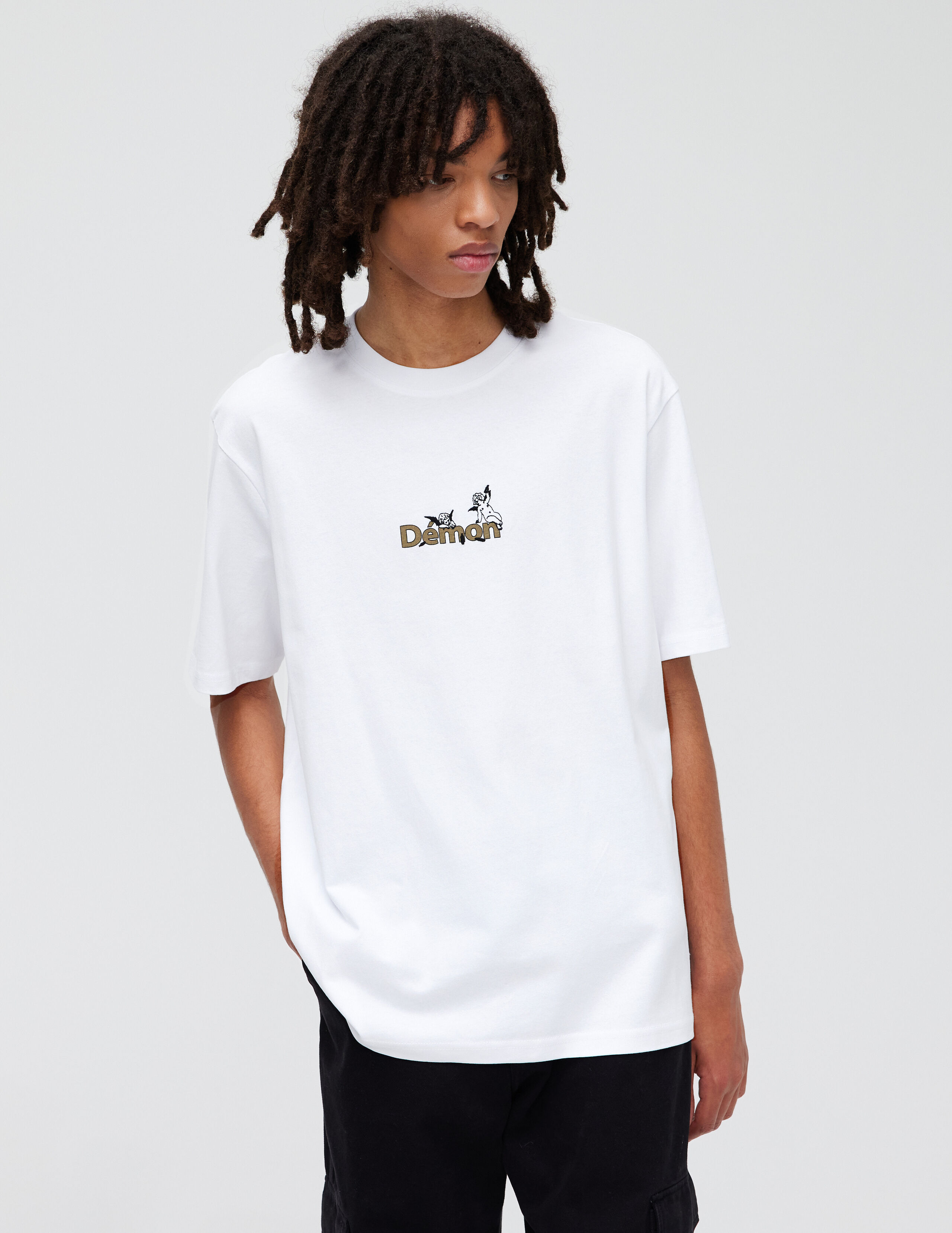 T store shirt bizzbee