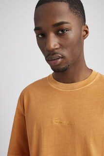 T-shirt message teint en pièce