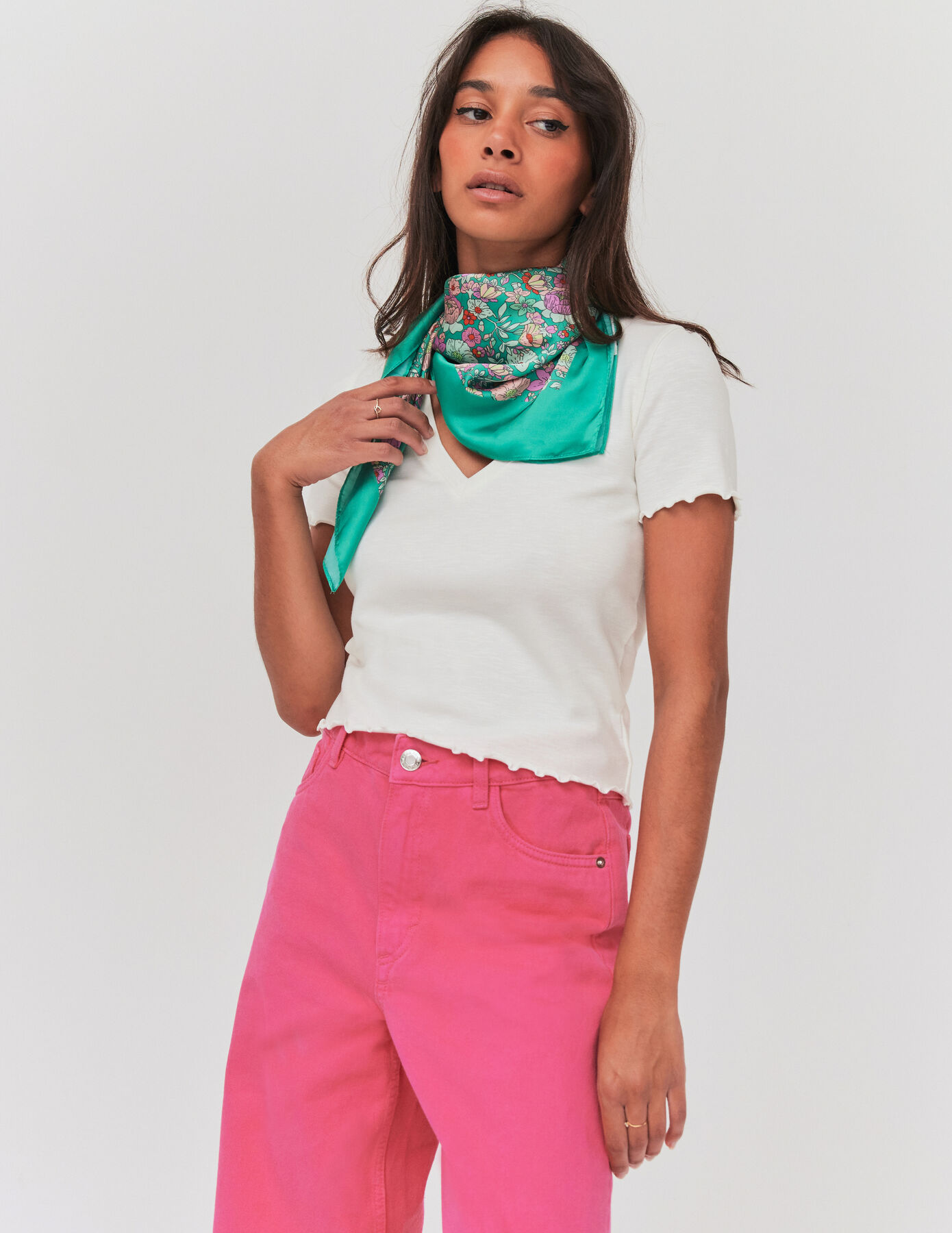 T-shirt col V