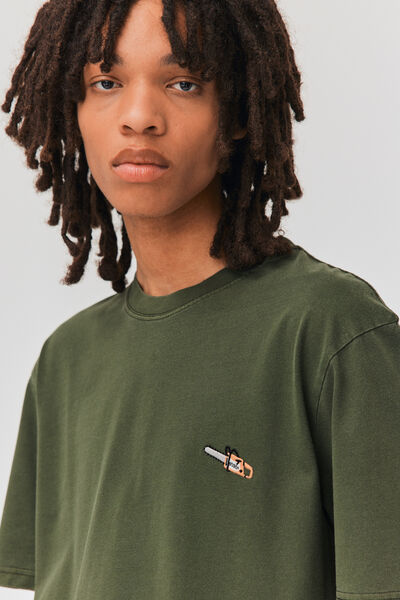 T-shirt effet délavé avec broderie
