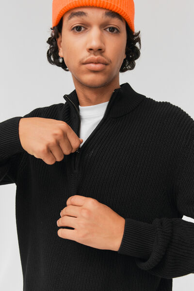 Pull avec col montant zippé
