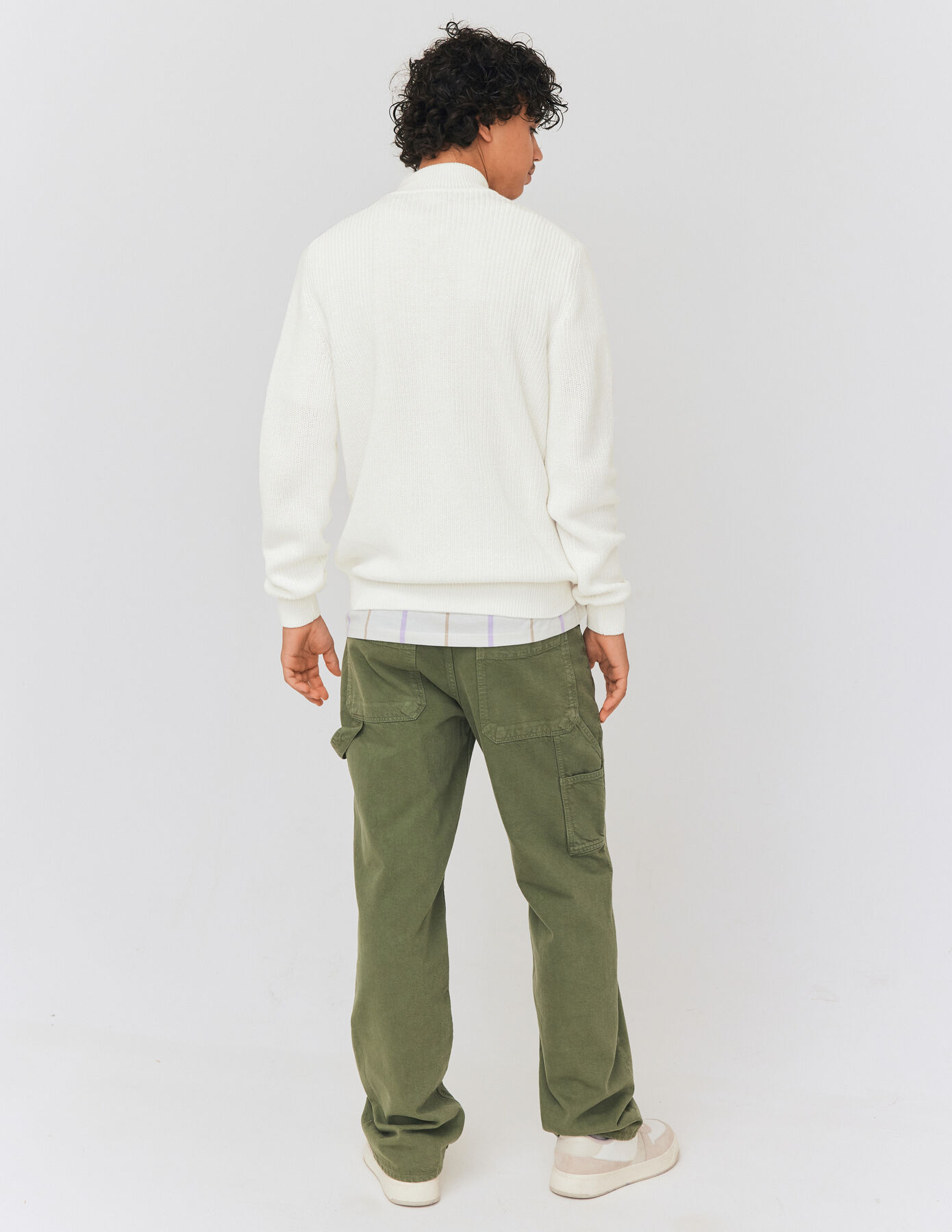 Pull avec col montant zippé