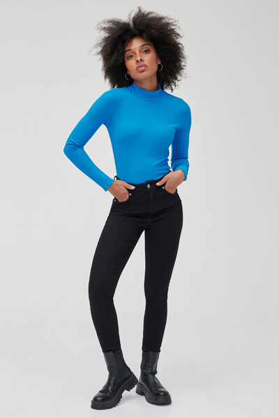 T-shirt col montant