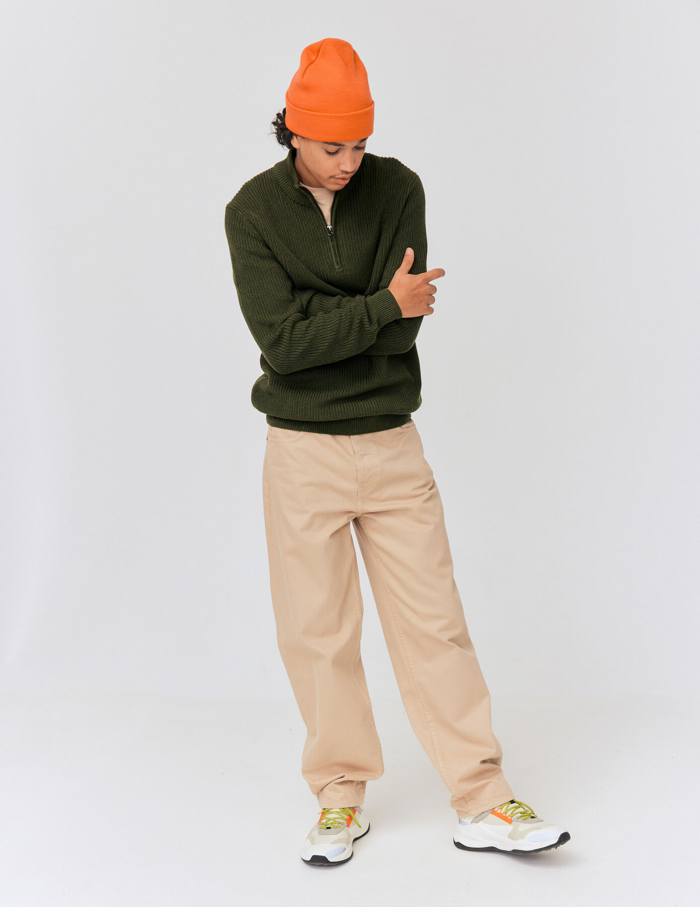Pull avec col montant zippé