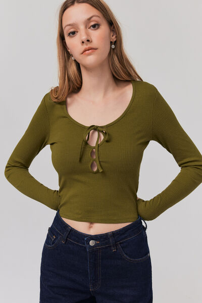 T-shirt cut out à noeud