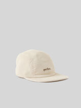 Casquette plate brod&eacute;e