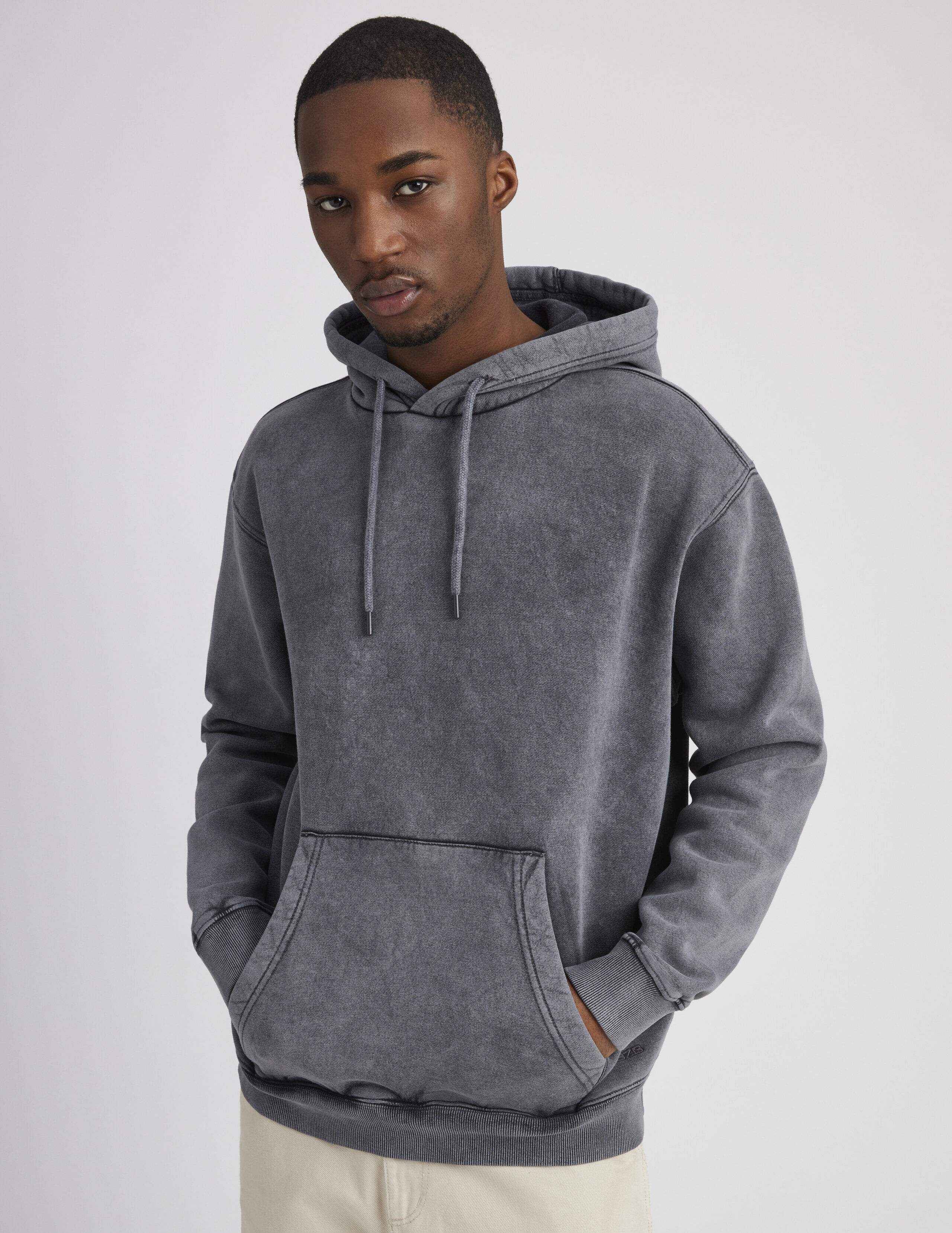 Sweat hotsell homme bizzbee