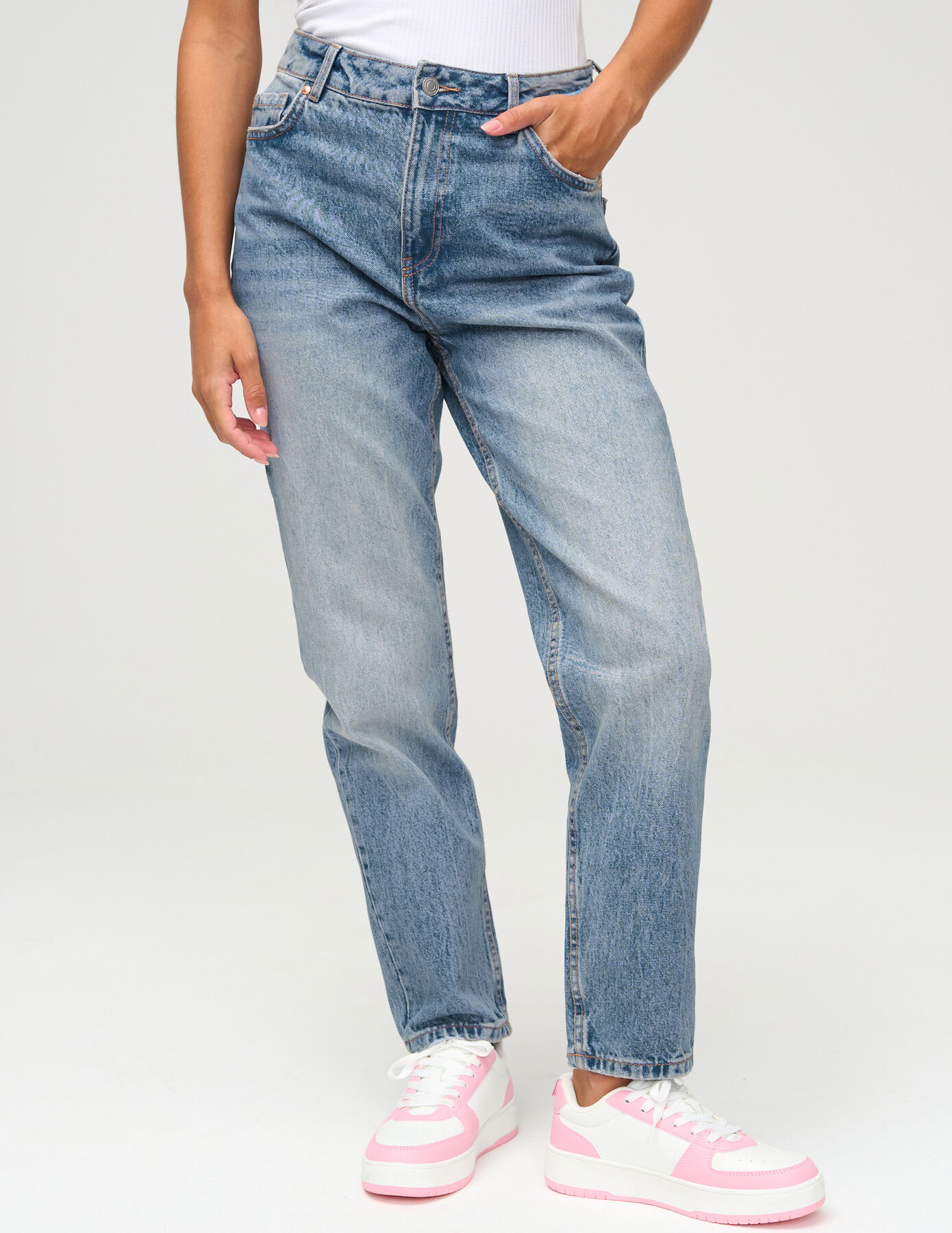 Jean mom fit