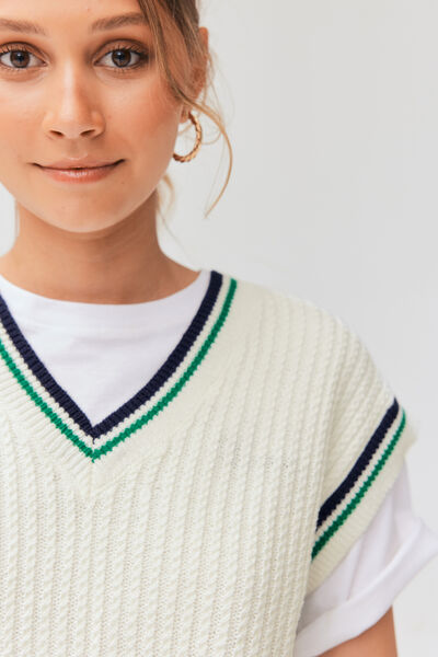 Pull sans manches torsadé