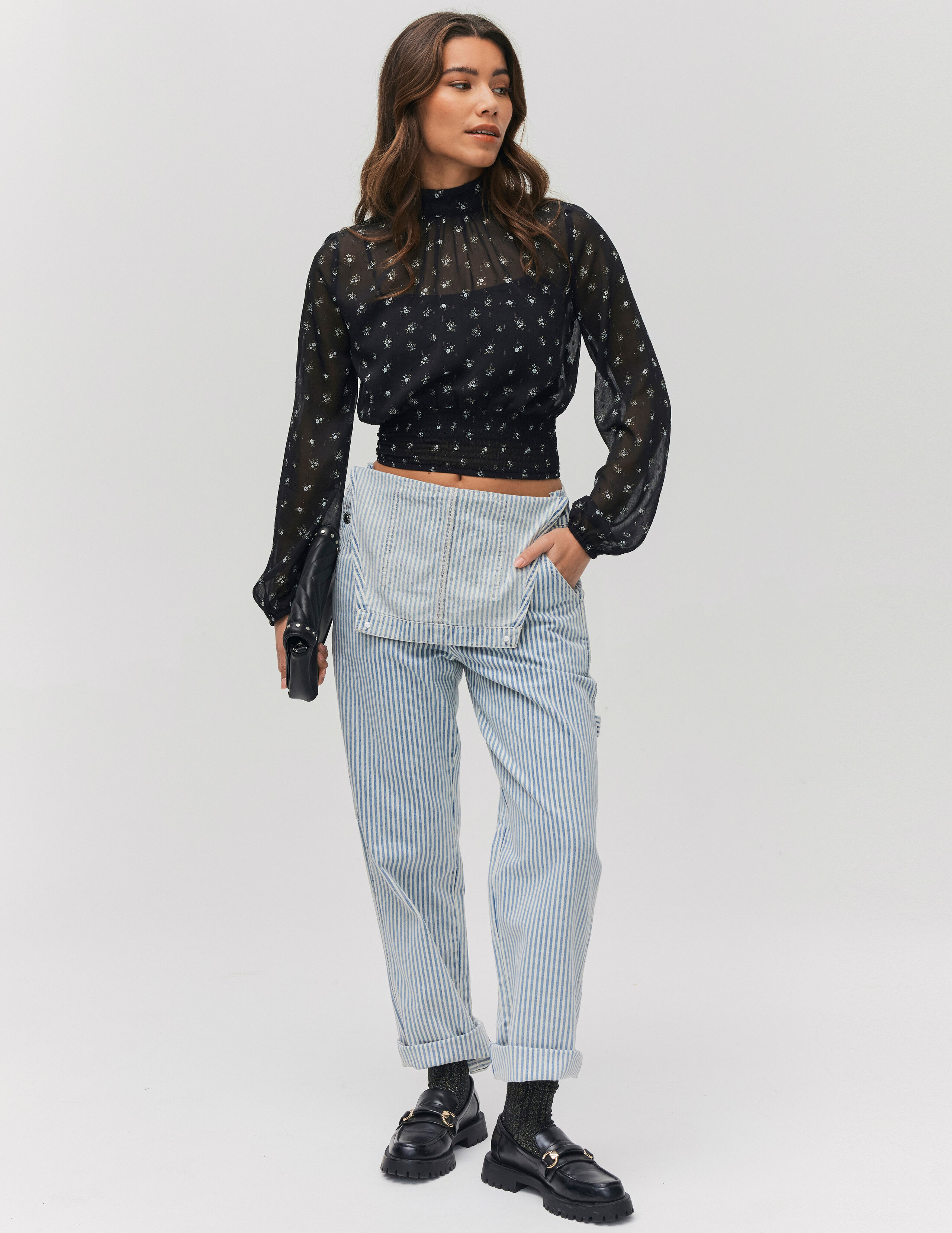 Chemise femme avec hotsell noeud en bas