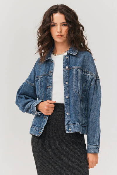 Veste en jean boutons bijoux