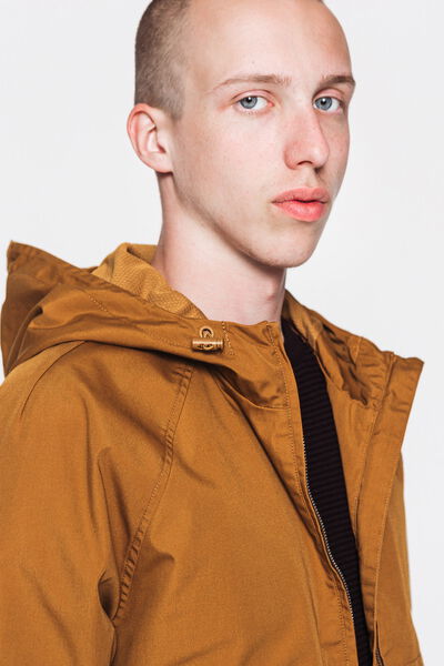 Blouson capuche colorblock