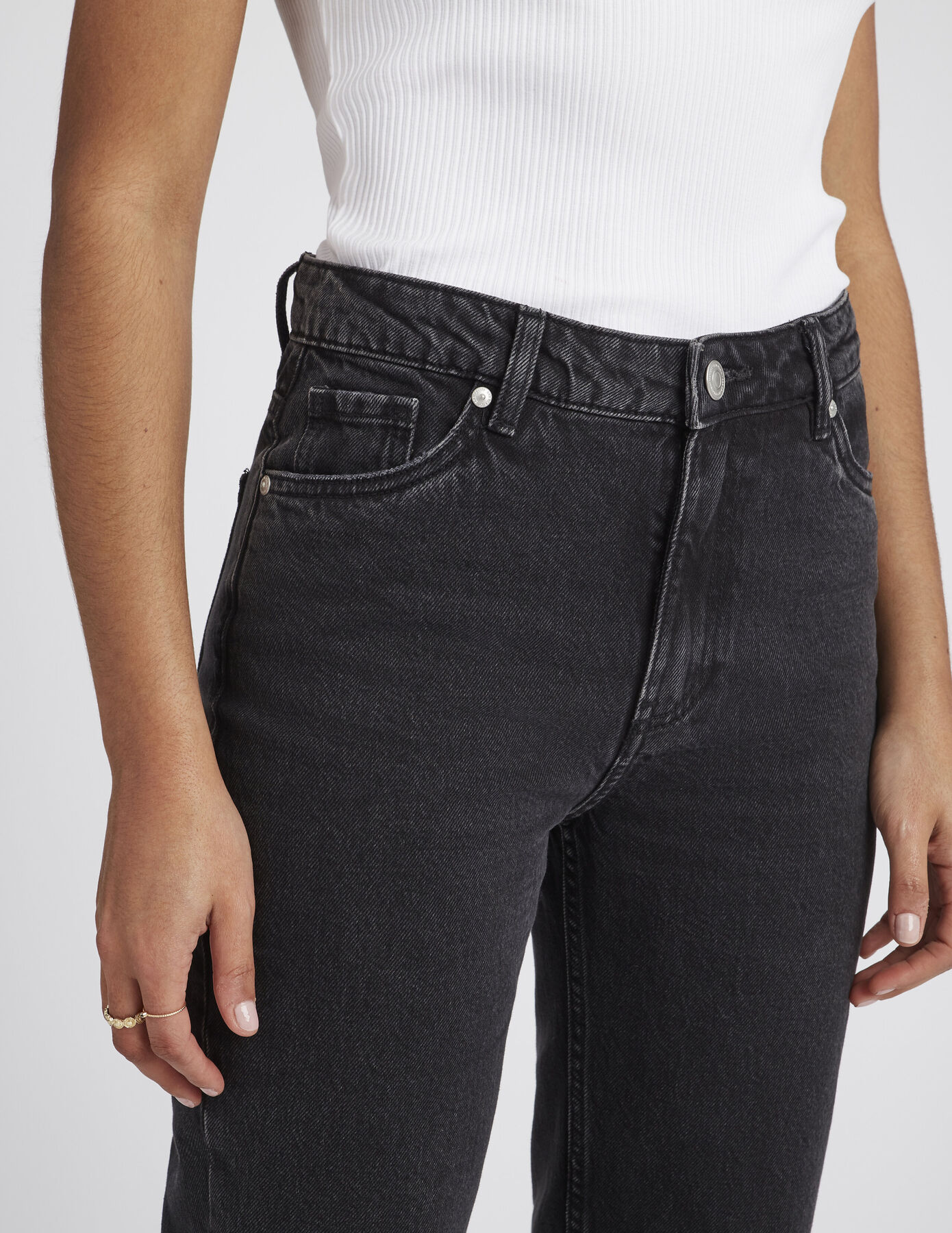 Jean straight