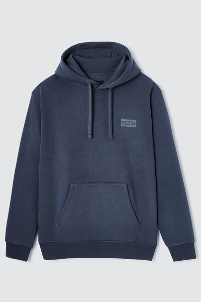 Sweat à capuche et broderie logo
