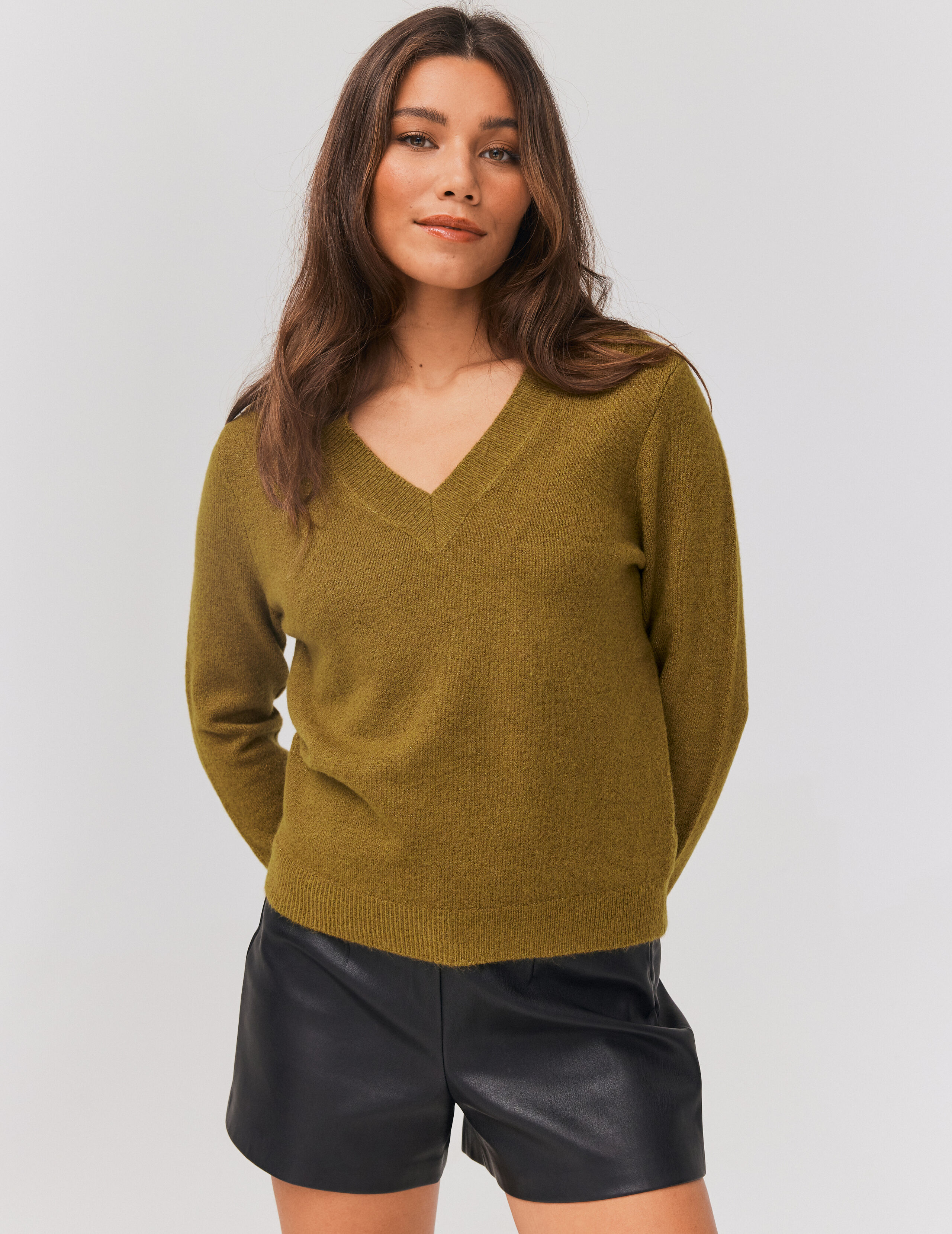 Pull col v marron femme store