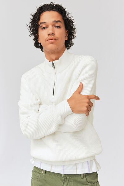 Pull avec col montant zippé