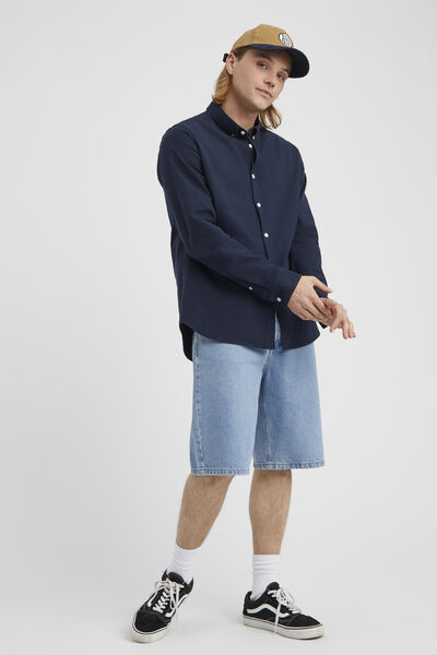 Chemise unie ajustée