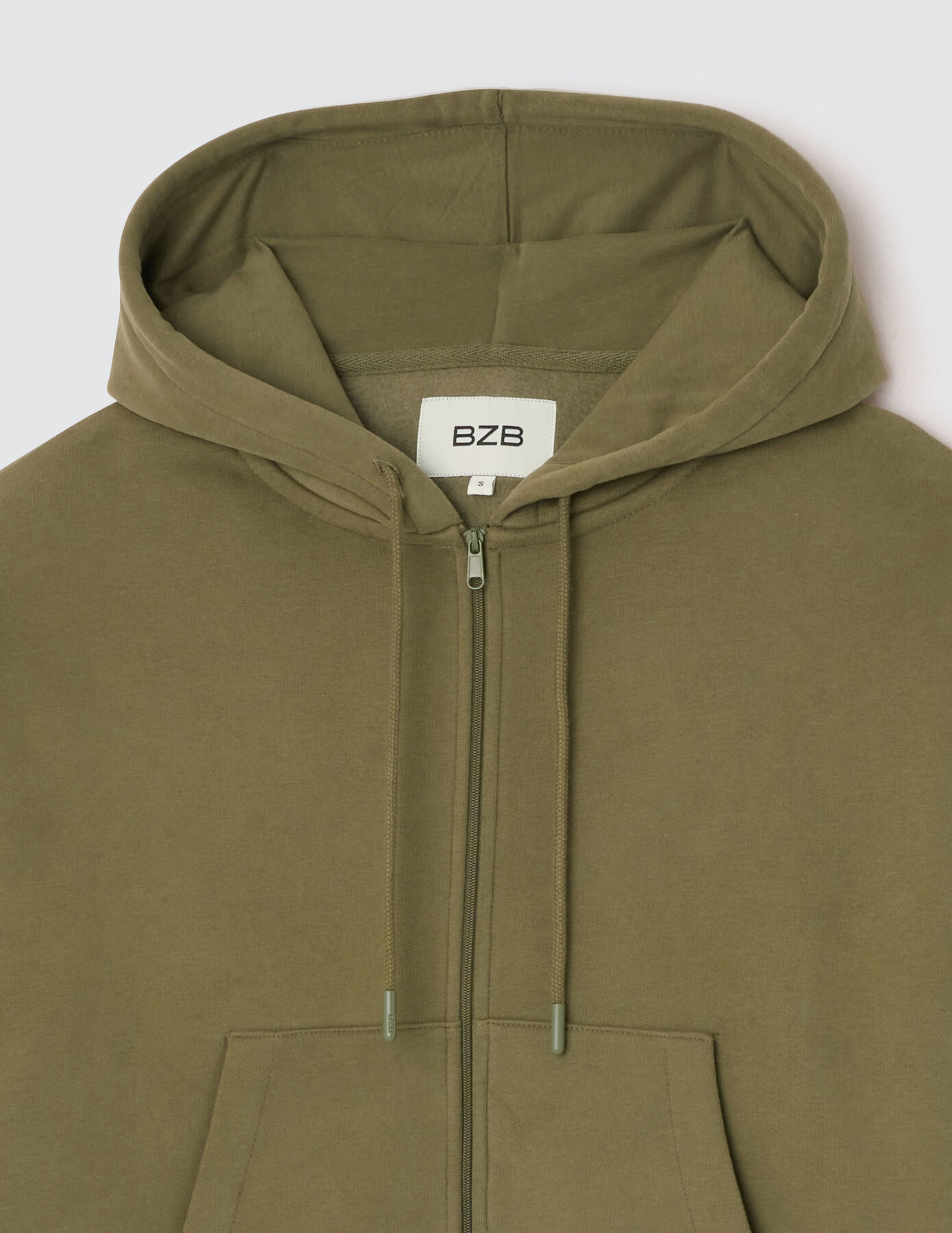 Sweat court zippé à capuche