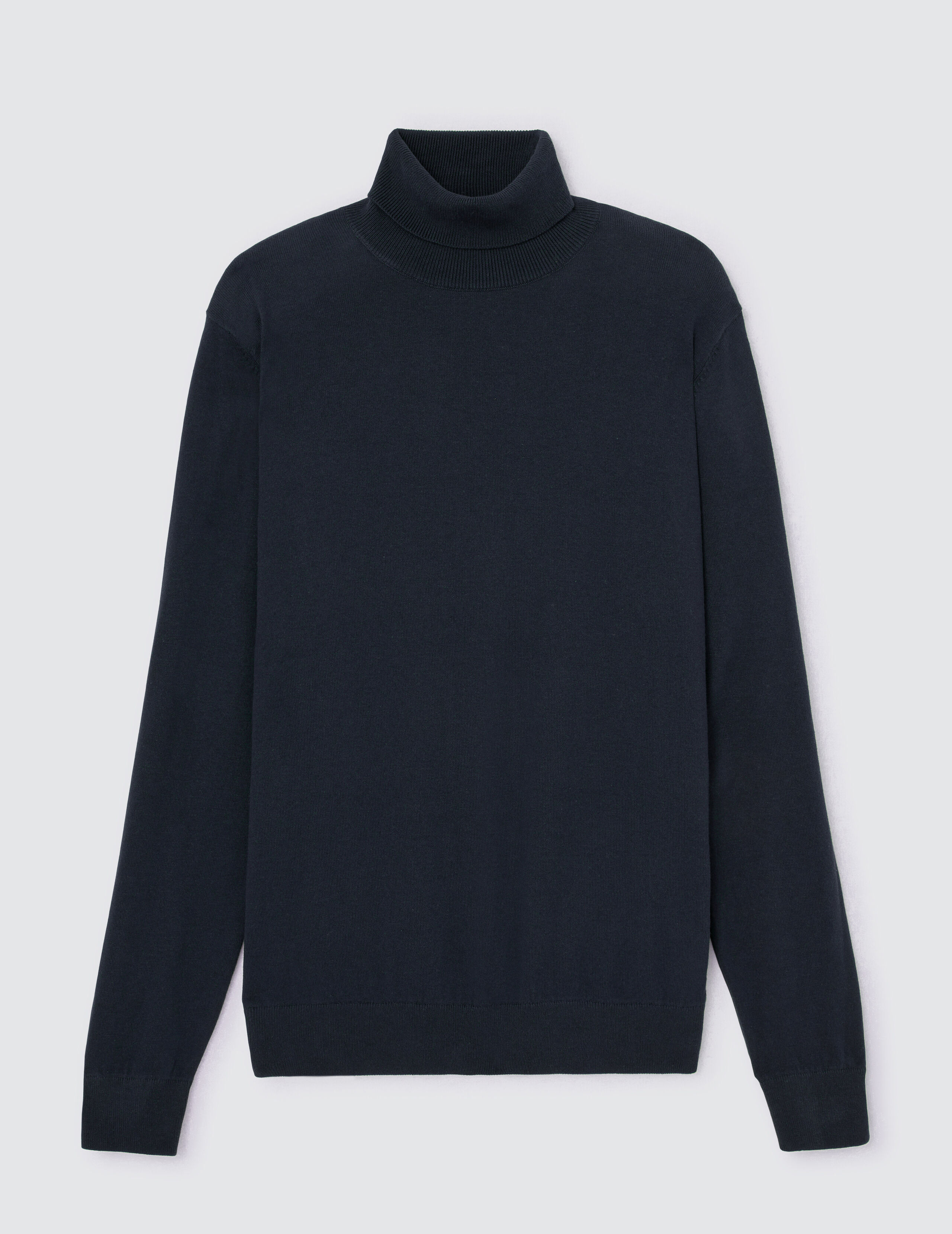 Col roulé bleu sale foncé