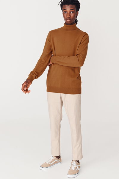 Pull col roulé