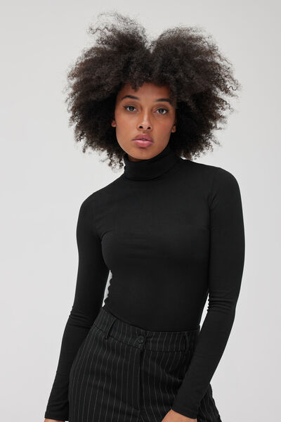 T-shirt col roulé uni