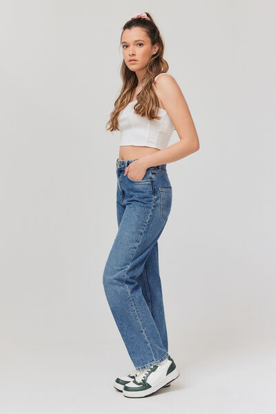 Jean boyfriend taille standard