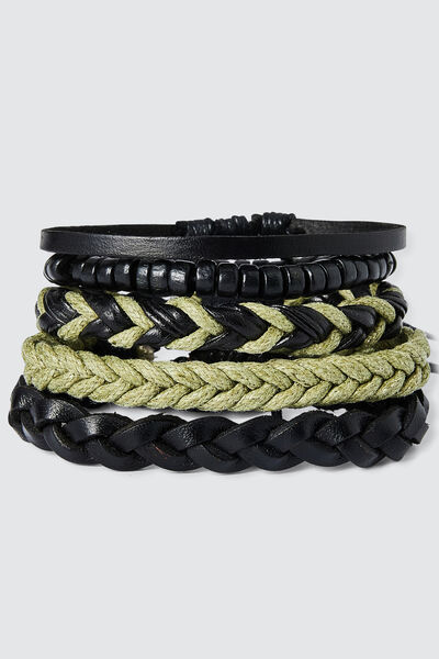 Bracelets *5