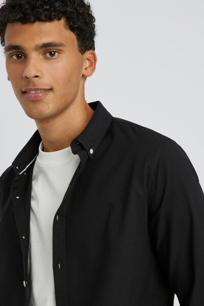 Chemise unie ajustée