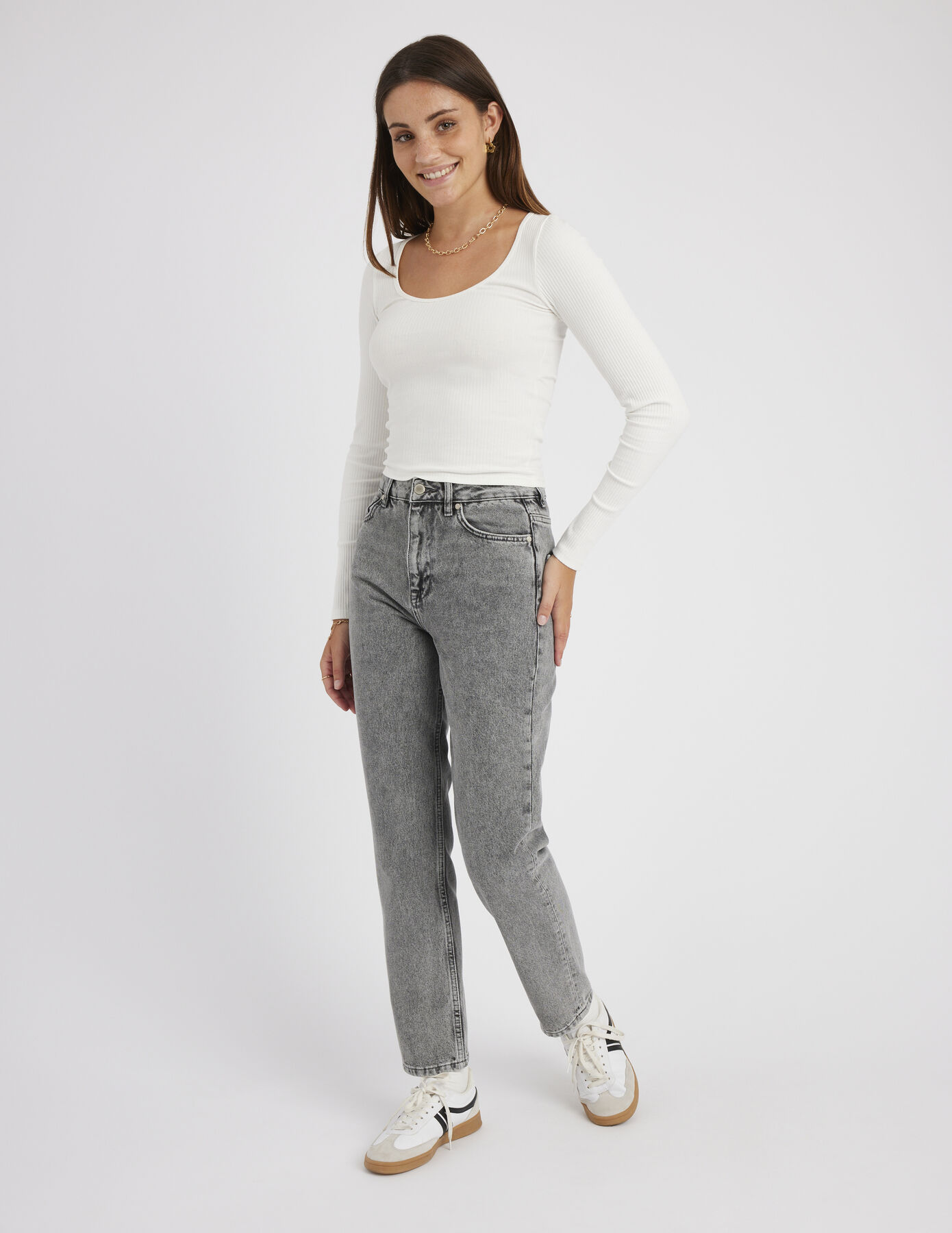 Jean mom fit