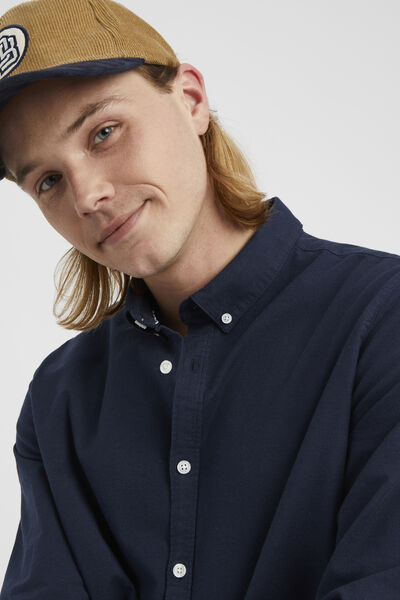 Chemise unie ajustée