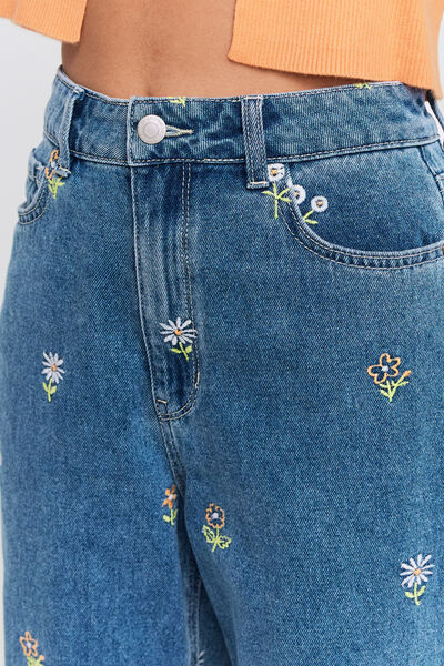 Jean straight à broderies