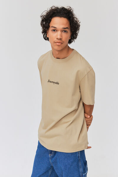 T-shirt message brodé