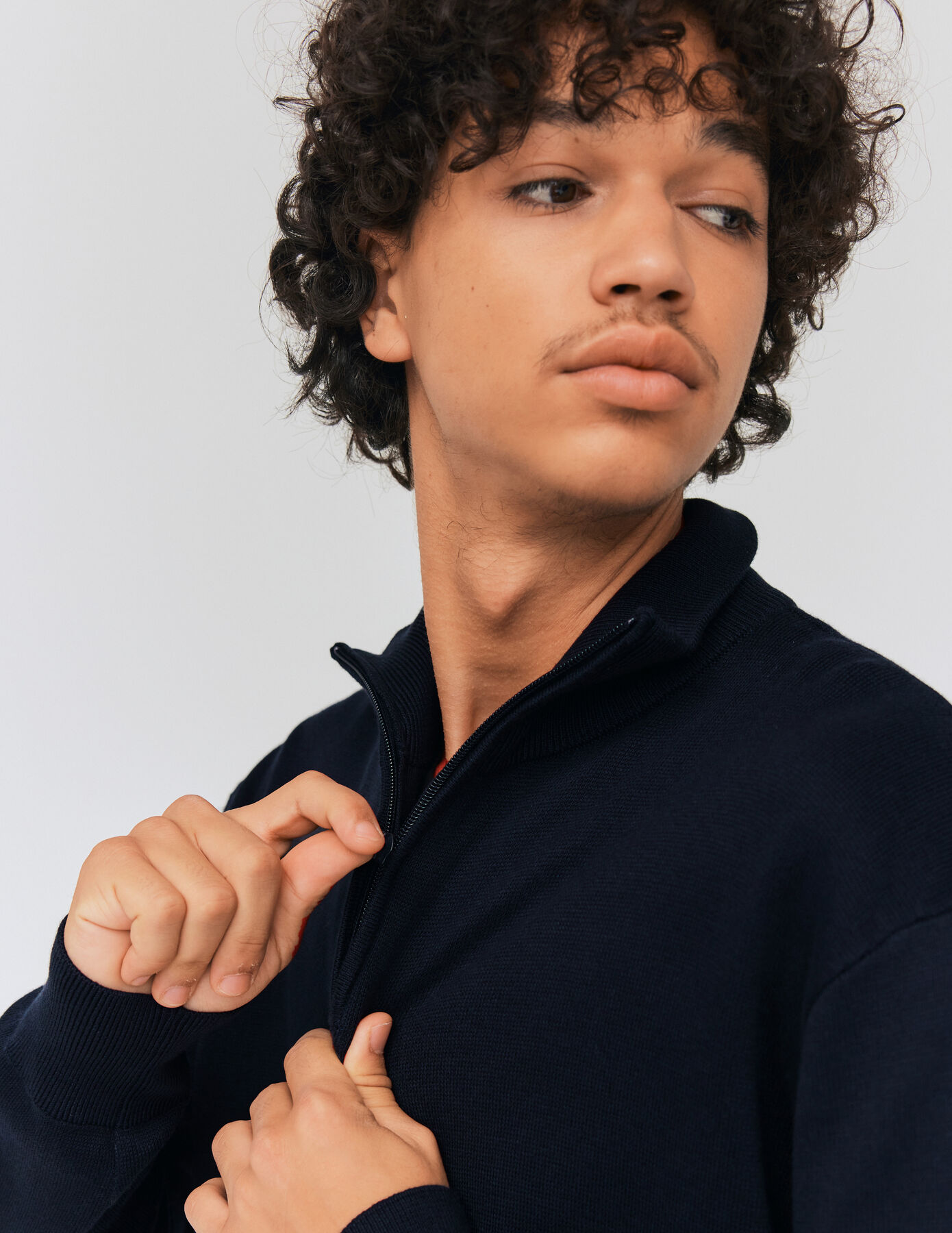 Pull col montant zippé
