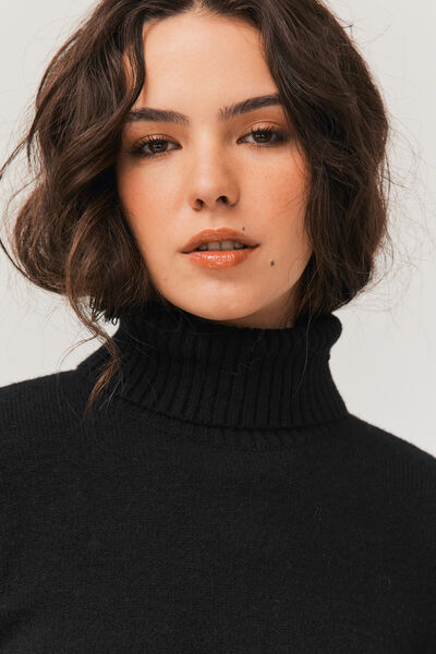 Pull col roulé uni