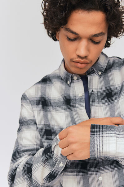 Chemise droite à carreaux