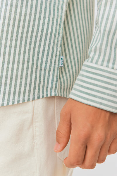 Chemise rayée coupe ajustée