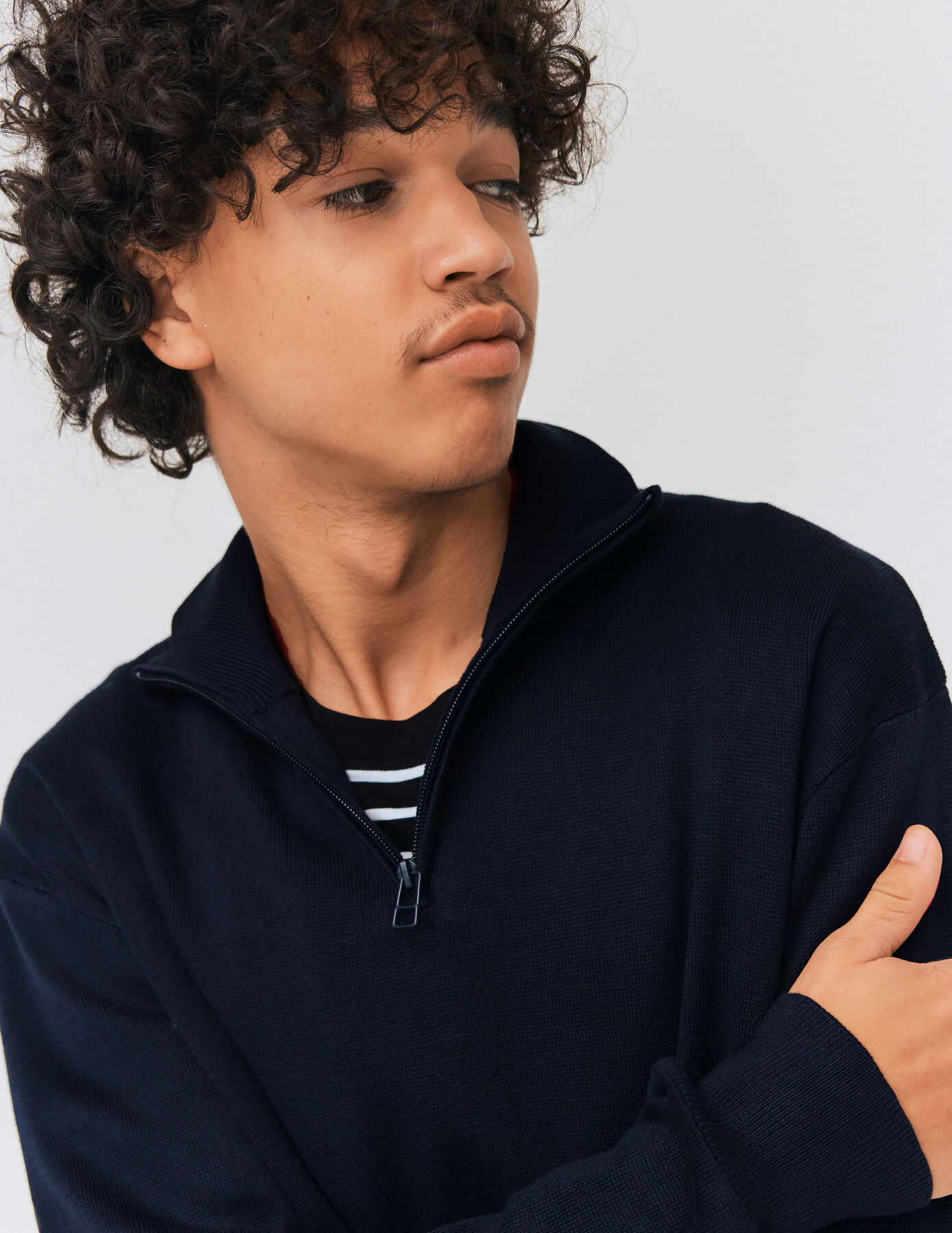 Pull col montant zippé