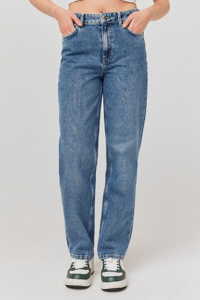 Jean boyfriend taille standard