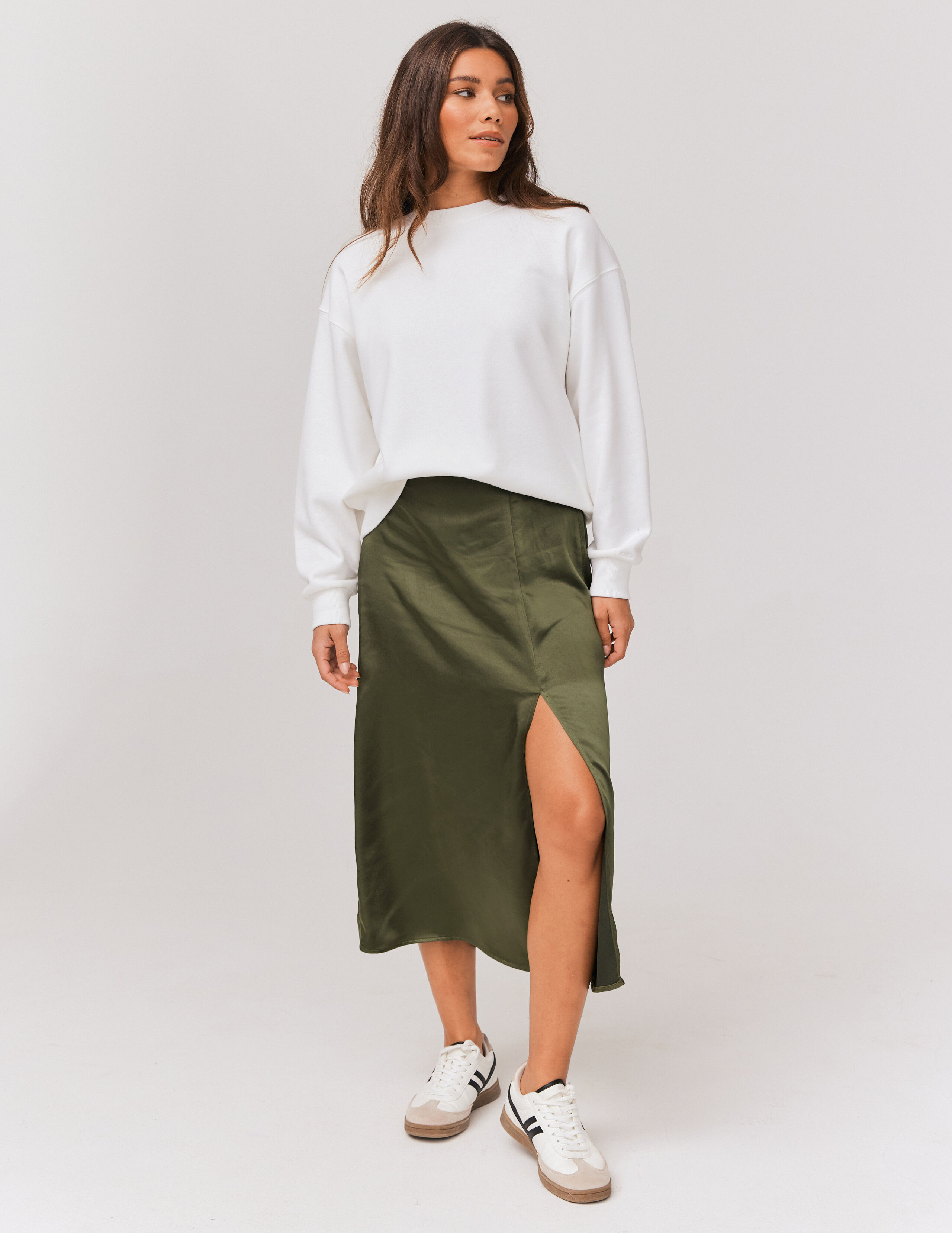 Jupe longue satin Vert Kaki BZB