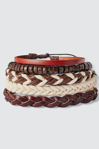 Bracelets *5