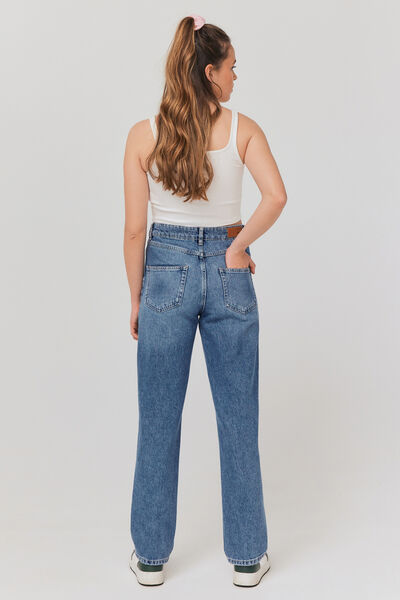 Jean boyfriend taille standard