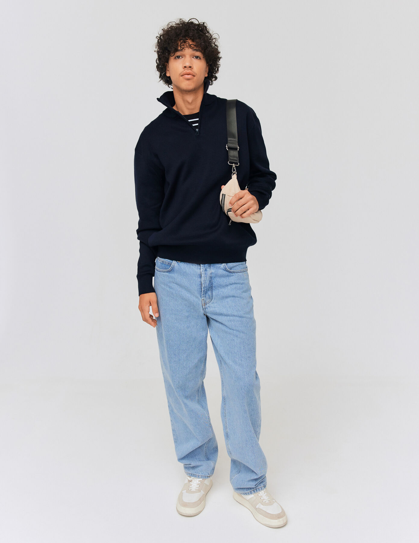 Pull col montant zippé