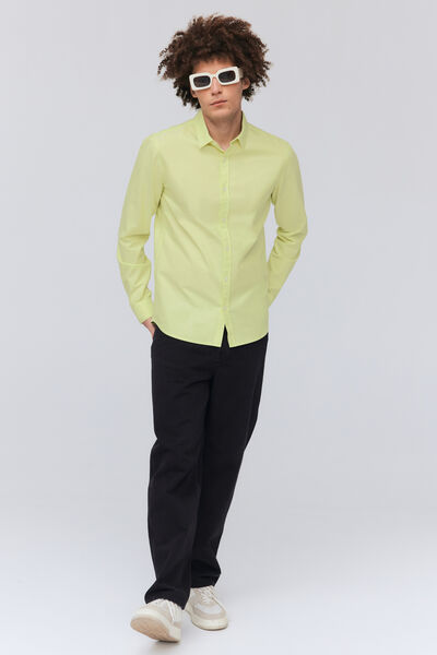 Chemise unie coupe droite